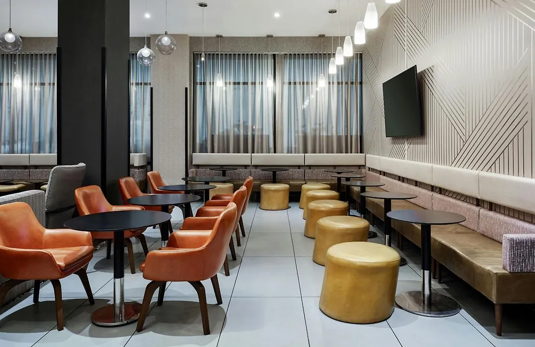 Springhill Suites By Marriott New York Queens-1